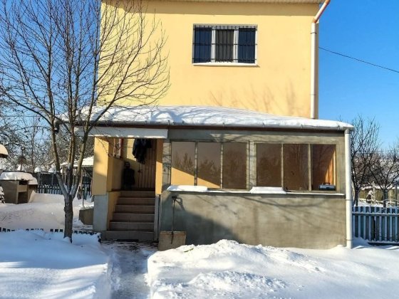 Продам дачу з озером ,або обміняю на квартиру  у м.Шептицький Шептицкий