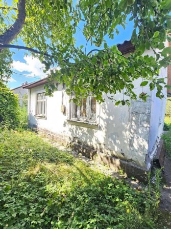 Продам будинок на Старому Місті, біля молочного магазину - фото 1