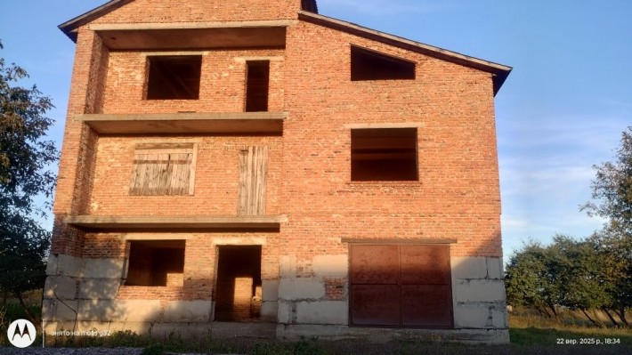 Продам будинок в гарному місці - фото 1