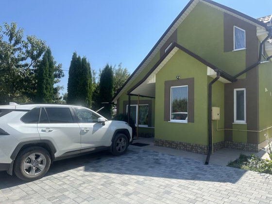 Будинок в Лезневе Хмельницький