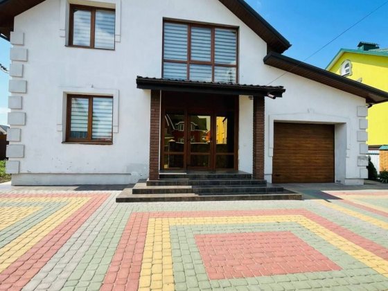 Будинок з сучасним ремонтом та альтанкою 35906 Хмельницький