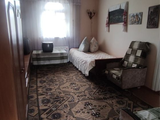 Продам будинок неподалік ресторану «ІІІ Рим» Шепетівка