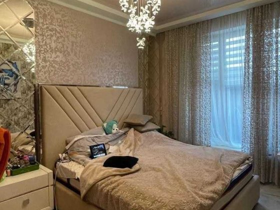 Продам дом в центре Чугуева Чугуїв