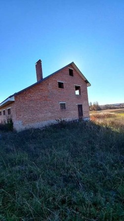 Будинок з гаражем на 15 сот. - фото 1