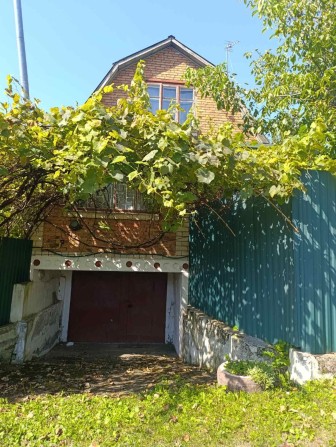 Будинок з усіма комунікаціями є гараж, бесідка хороший стан 40349 - фото 1