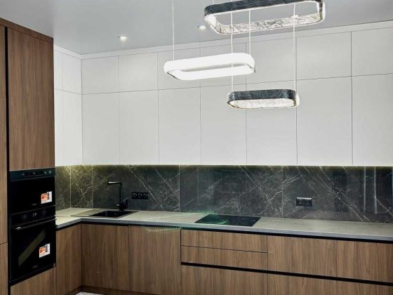 Продам Котедж в Центрі міста . Чудовий житловий стан . Сучасний ремонт Хмельницкий