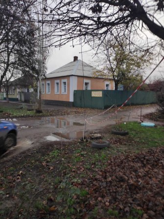 продам дом чугуев центр - фото 1