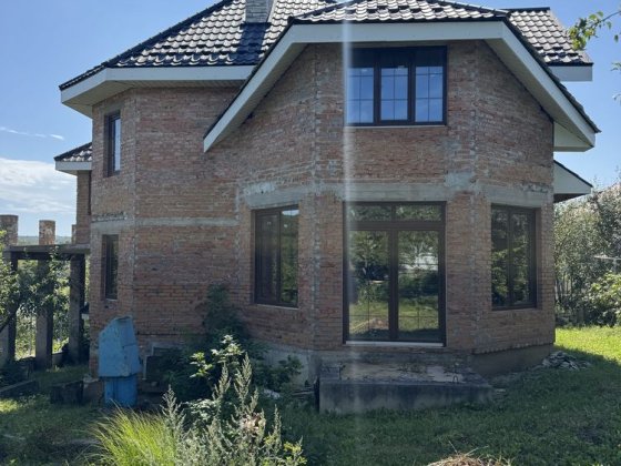 Продам двоповерховий будинок з дуже гарним кваєвидом Хмельницький