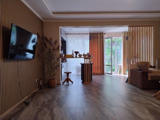 Затишний котедж Виставка! Усе залишається! Оформлення мін.40052 Хмельницький