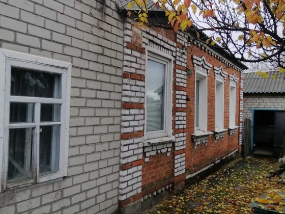 Продам дом в Чугуевском р-не Чугуїв