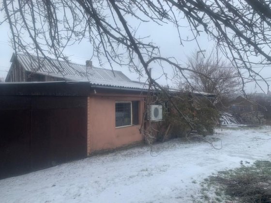 Срочно продам дом с гаражом в Константиновке