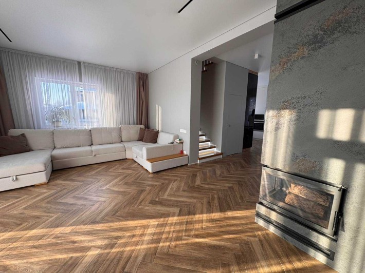 Продається будиок з євроремонтом масив Молодіжний - фото 1