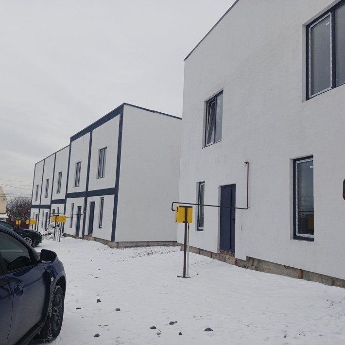 Продаж двоповерхового такнхауса в передмісті-Березино - фото 1