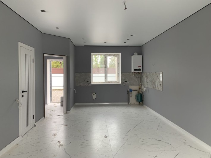 Продаж таунхауса з новим ремонтом,без комісії,теплий пол,індив.опаленн - фото 1