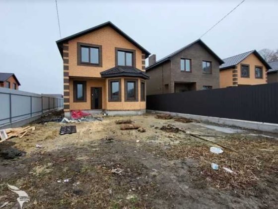 Продаж 2 поверхового будинку з еркером на пров. Весняний Агрономічне