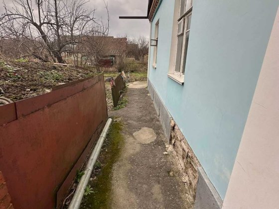 Частина будинку з власним входом, супер локація, мінімальне оформлення Хмельницький