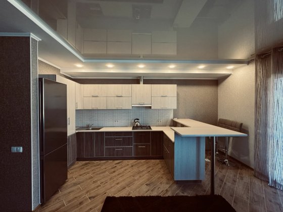 Продам танхаус з ремонтом без комісії. Агрономічне