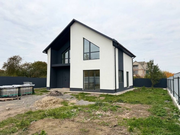 Продам будонок в чистовому та опаленням - фото 1