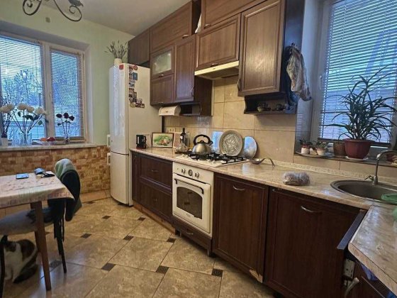 Продам 2 будинки на ділянці, Обласна лікарня Хмельницький