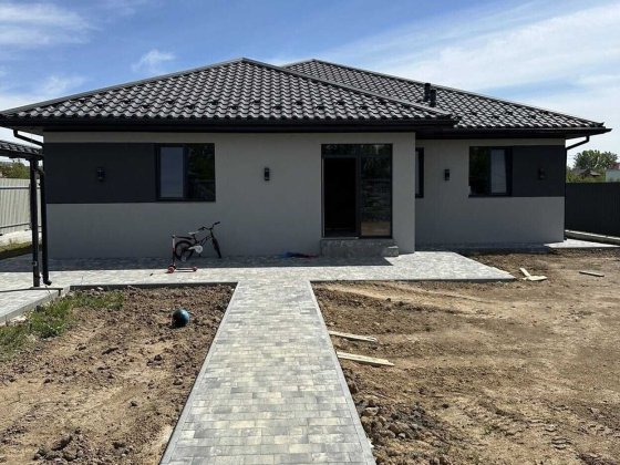 Продається сучасний одноповерховий будинок в Агрономічному Агрономічне