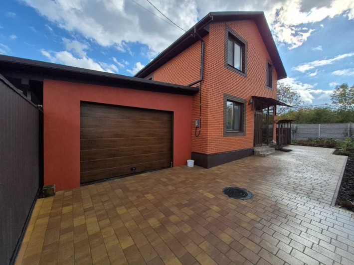 Двоповерховий будинок з ремонтом на Вінницьких Хуторах - фото 1