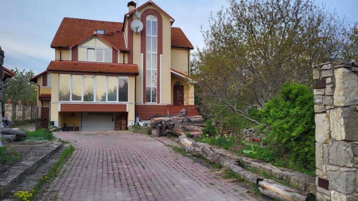 Будинок Лезнево вул.Стельмаха, 10 соток землі - фото 1