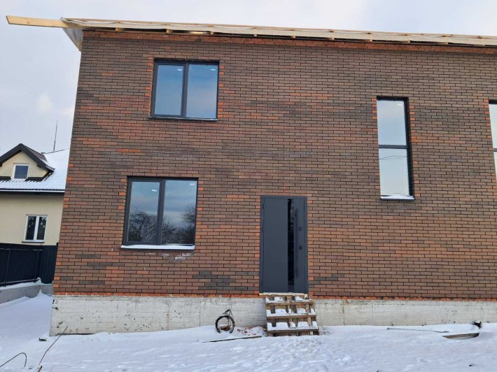 Продаж сучасного двоповерхового дуплексу - фото 1