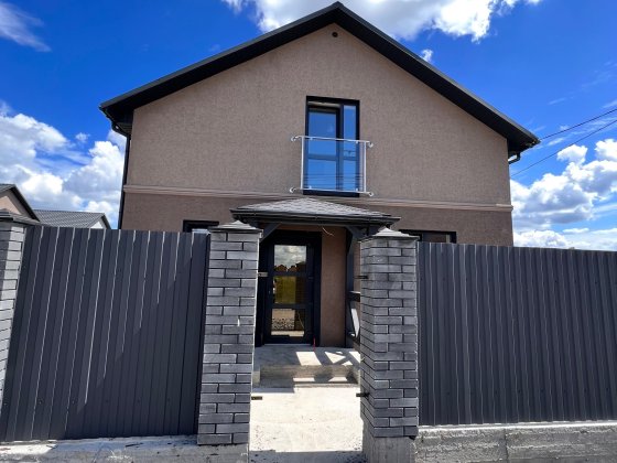 Будинок в опалення та чистовому Зарванцы