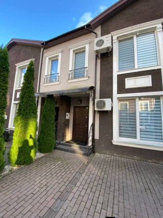 Продам Котедж 1й Парковий - фото 1