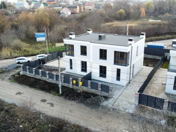 Продам Дуплекс . Район Дубово за водосховищем .Без комісії для покупця Хмельницький