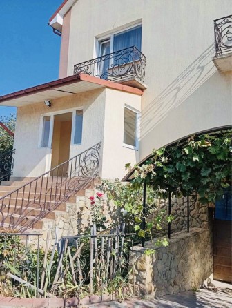 Продаж добротного цегляного будинку - фото 1