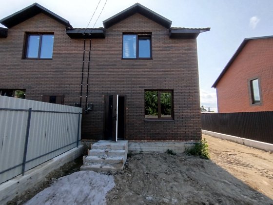 Продаж 2 поверхового дуплекса Зарванці