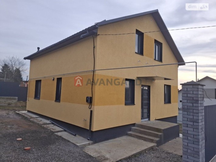 Продається  будинок в Зарванцях - фото 1