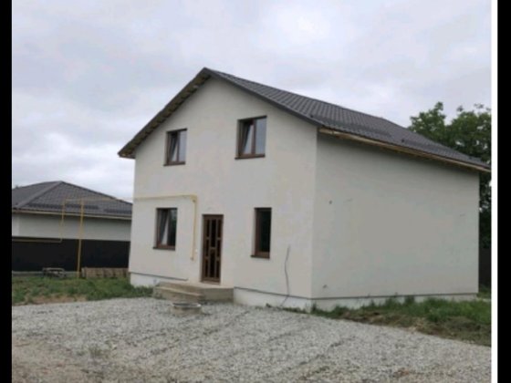 Продаж будинку в топ локації Зарванці