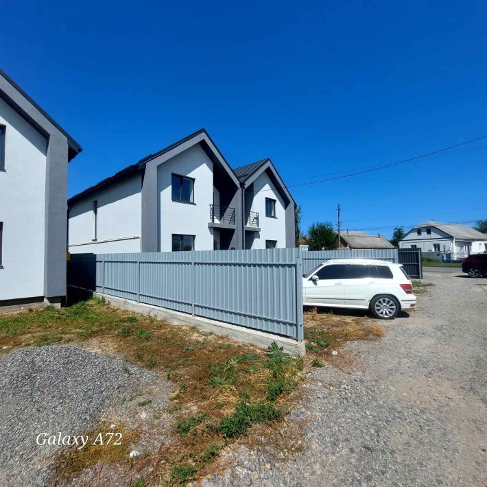 Продається дуплеск у Зарванцях біля Вінниці. - фото 1