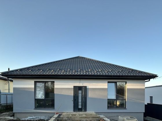 Стильний 1 поверховий будинок Зарванці