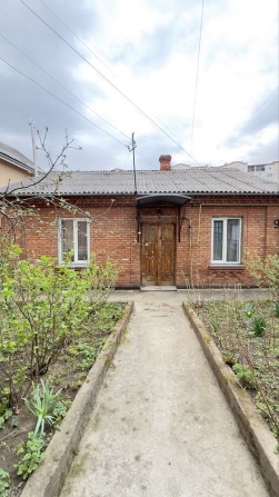 Продаж будинку в центрі міста - фото 1