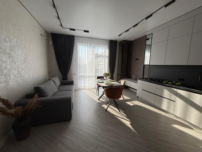 Продаж будинку з ремонтом в топ локації - фото 1