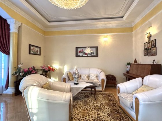 Продам будинок ,Обрій . Земельна ділянка 20 сот. Хмельницький