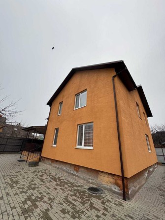 Елітний будинок у центрі, 192м², 5 соток, гараж, камін, веранди,меблі! - фото 1