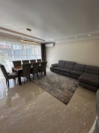 Продається просторий таунхаус у котеджному містечку Дубовські Озера - фото 1