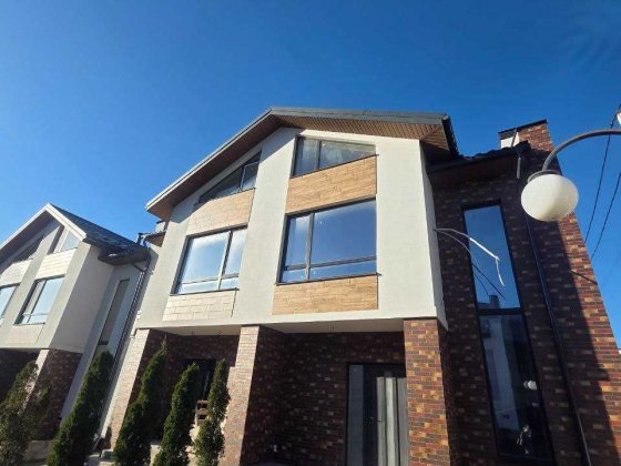 Продам 4к будинок таунхаус APPLE PARK з частковим ремонтом  139м² 3сот Хмельницький