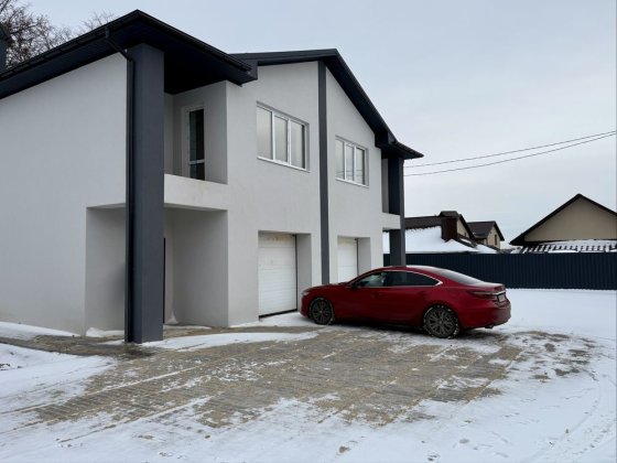 Сучасний дуплекс 120 м2 з гаражем та терасою Якушинці