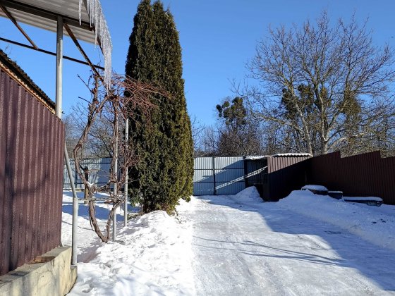 Будинок з ділянкою в смт. Вороновиця Вороновиця