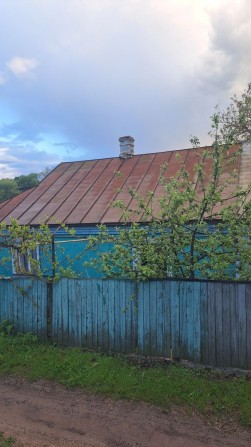 Продам будинок який поділений на дві окремі половини - фото 1