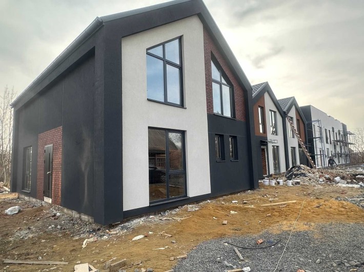 Продаж двоповерхового будинку в Якушинцях - фото 1