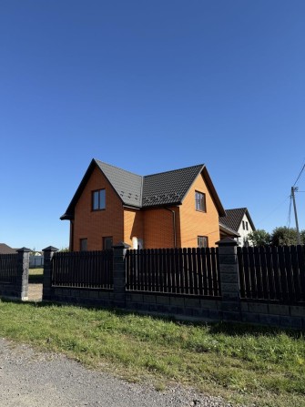 Будинок с.Боратин.вул.Яблунева.Всі комунікації,є підключений ГАЗ. 5сот - фото 1