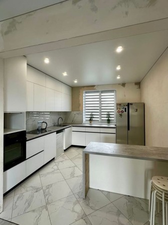 Будинок окремостоячий з ремонтом в с.Рованці Луцького району - фото 1