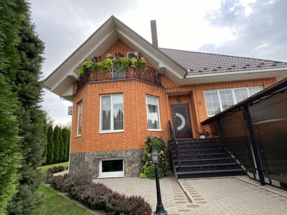 Продаж будинку на Липинському масиві Липини