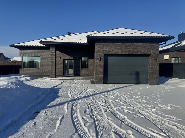 Преміальний будинок з терасою  в Боратині - фото 1